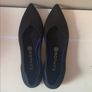 Black Rothy’s Flats Size 9.5